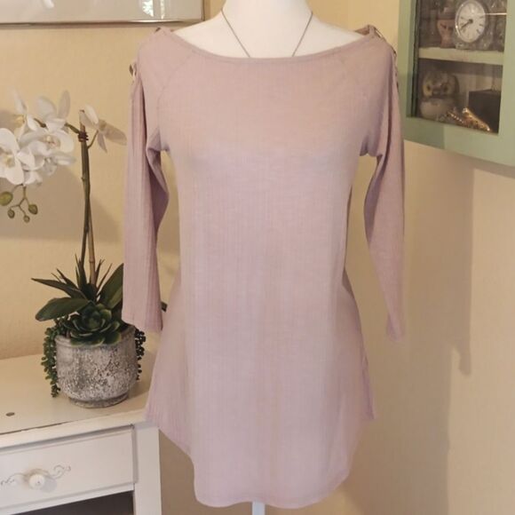 Suzanne Betro Tops - Suzanne Betro Light Pink Tunic/Top With Ribbon Shoulders